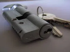 Richmond Hill NY Locksmith Store Richmond Hill, NY 347-389-0394 - broken-key-extraction
